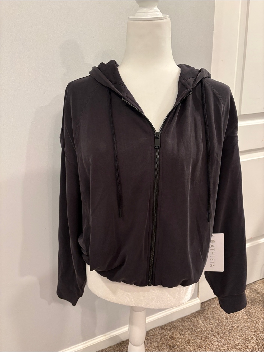 NWT Athleta Charcoal  Seasoft Bubble Hem  Hoodie Jacket L